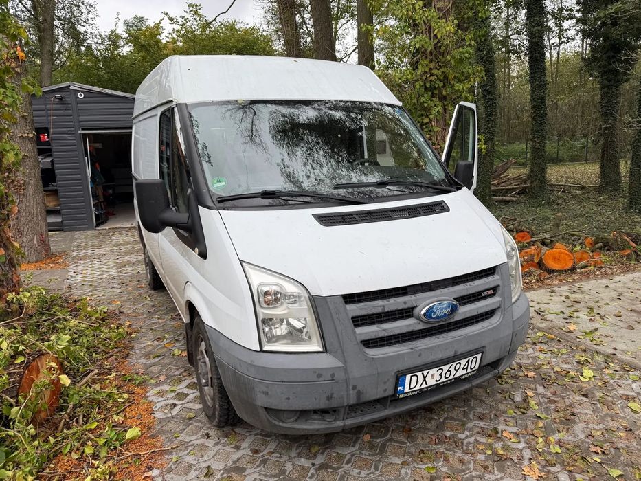 Ford Transit 2.2 TDCI L1H2  Ford Transit L1H2 Furgon FV23% - niski przebieg, dobry technicznie.