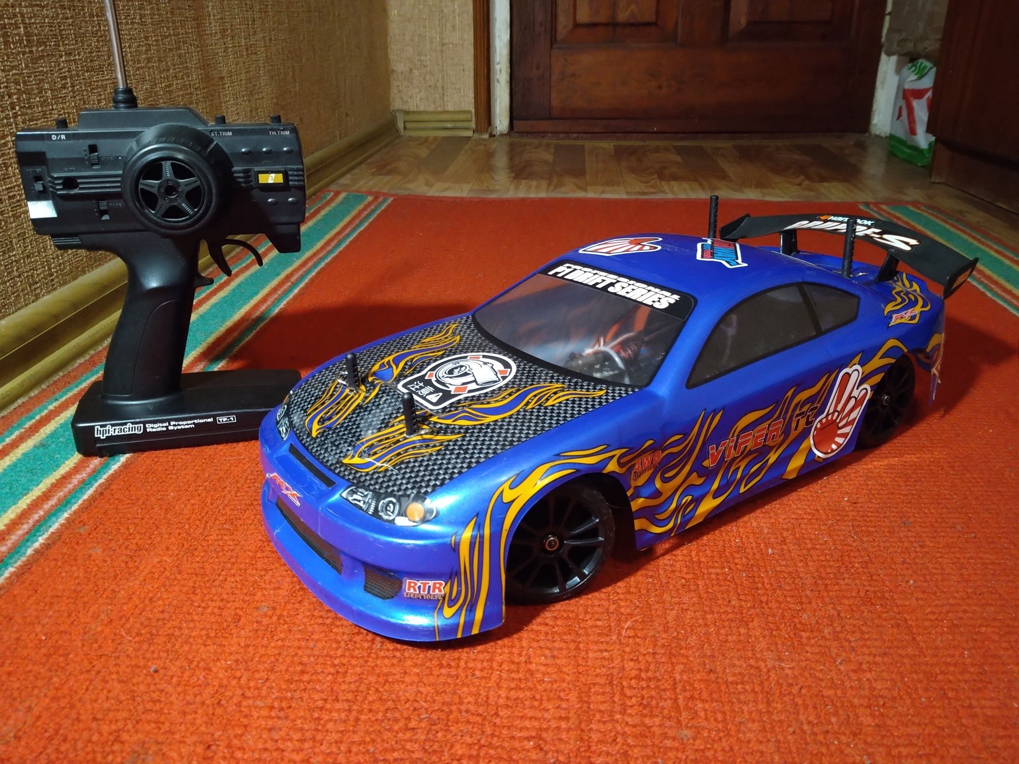 Дріфт rc Nissan Silvia 1/10 drift іграшка