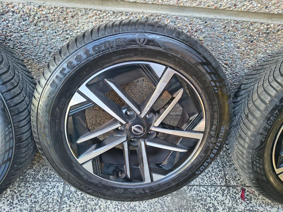 Sprzedam komplet kół Nissan r17 5x114,3