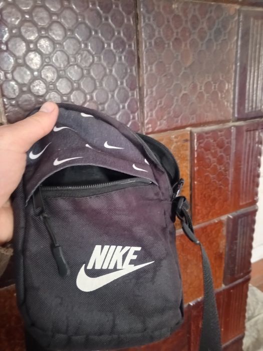 Барсетка чоловіча дешево від Найк