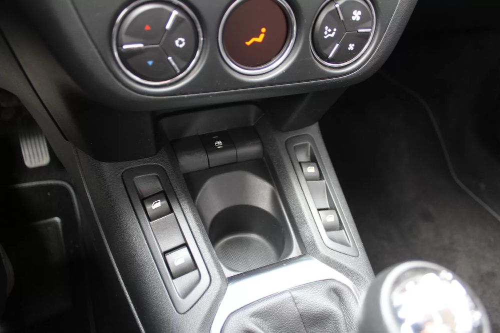 Citroën c-Elyssée 1.2 Puretec Shine