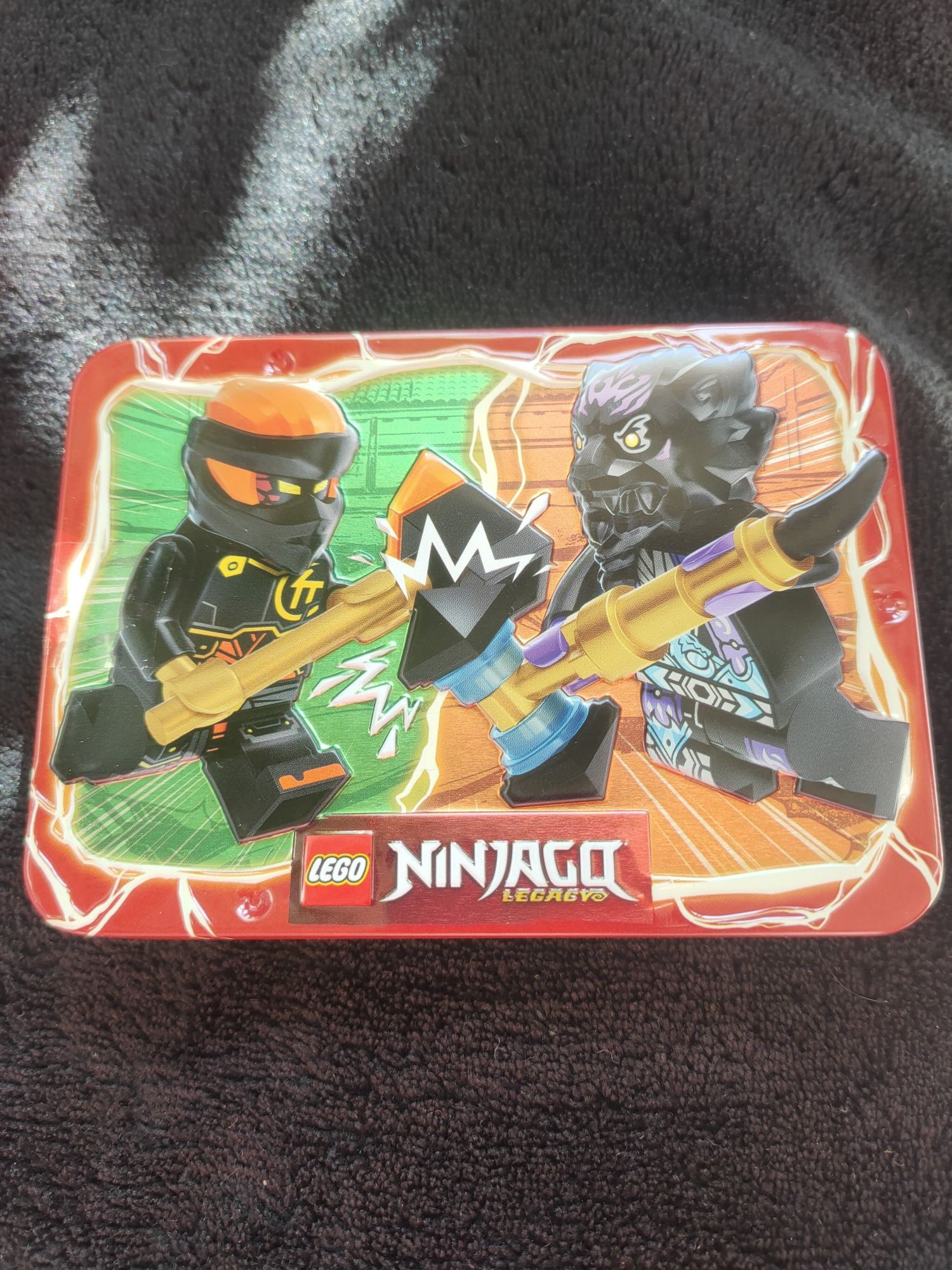 Puszka LEGO ninjago
