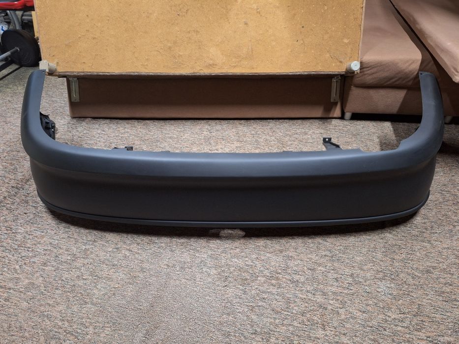 Zderzak opel vectra tył Nowy