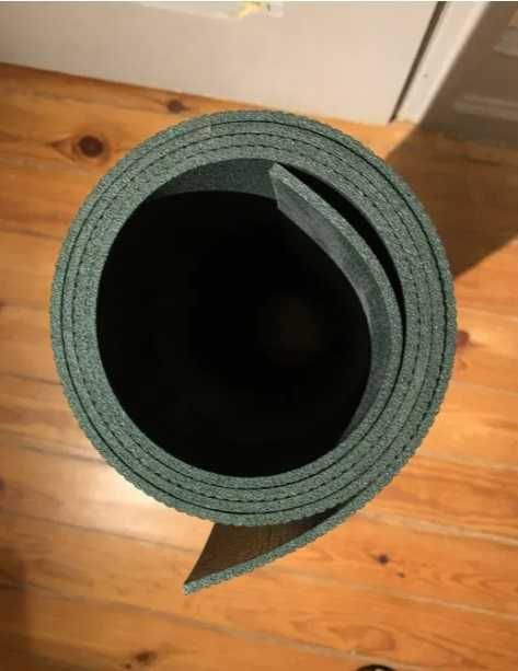 Tapete de ginástica – 51 x 140 x 0,5 cm – cor preto