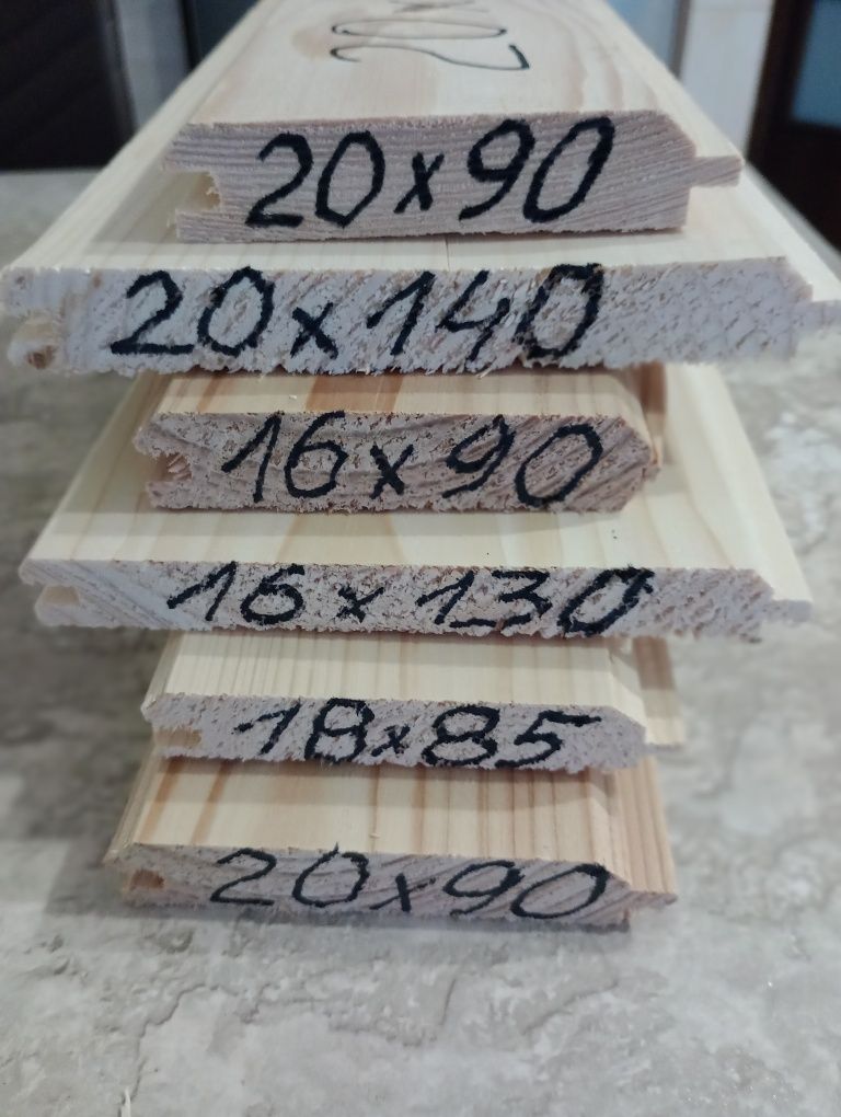 Deska elewacyjna 20mm  15 mm 16,mm  4 stronę strugane  20x 9. 20x13