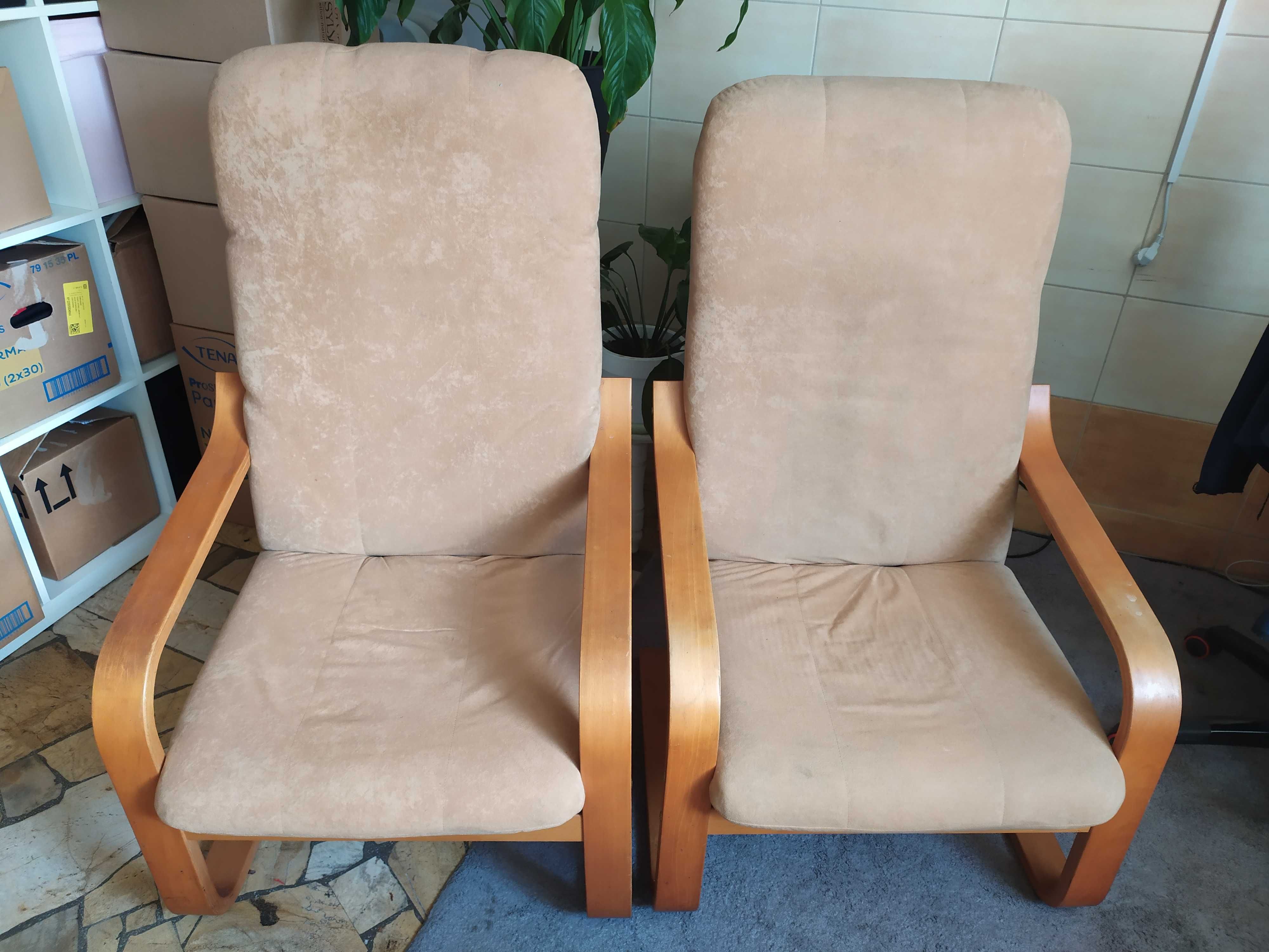 2 Fotele lekko bujane