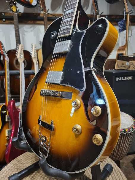 Cort Yorktown Tab gitara elektryczna typu Hollow Body + pokrowiec