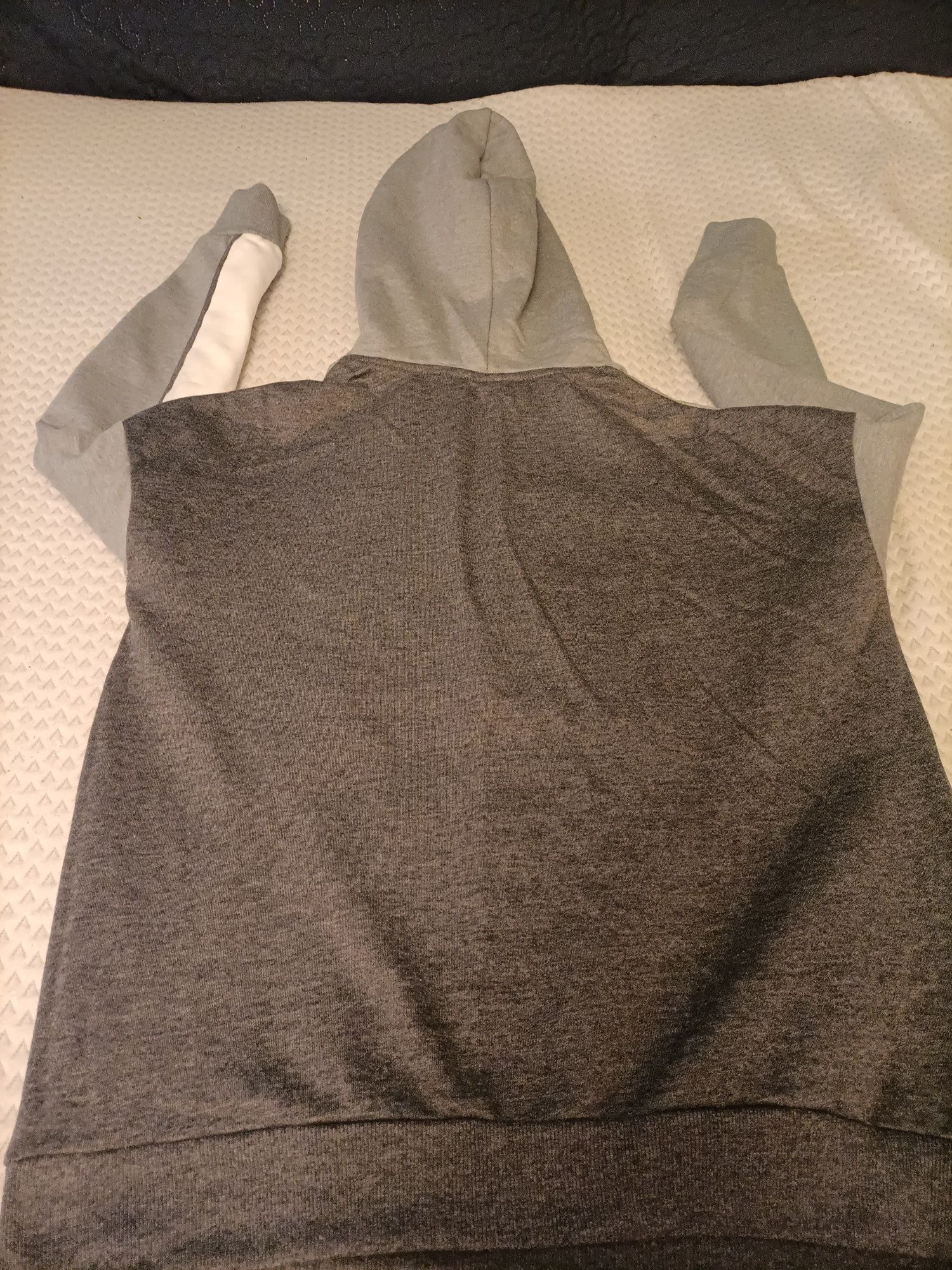 Bluza z kapturem damska r 42