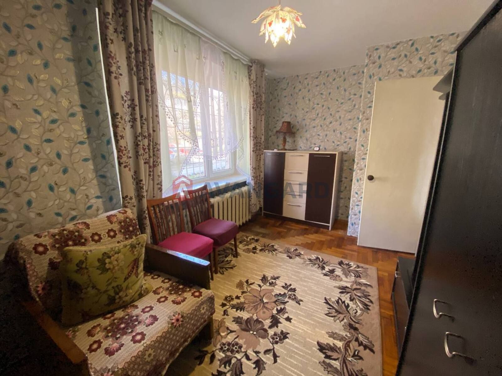 Продаж двокімнатної квартири в Шевченківському районі