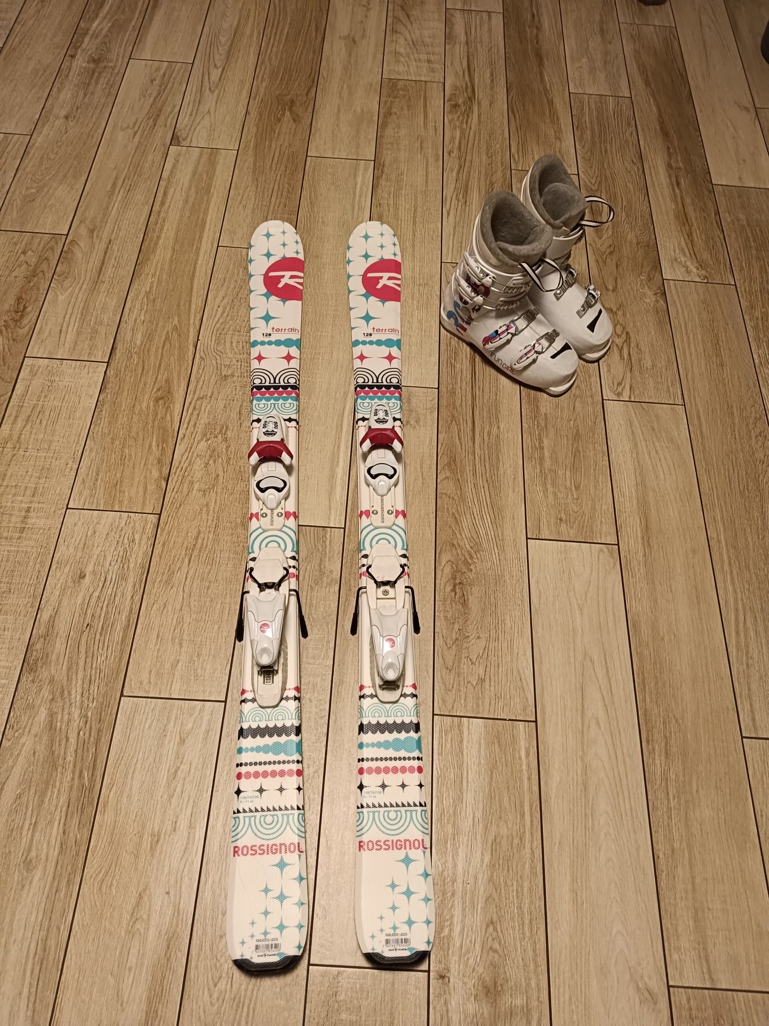 Narty Rossignol 128