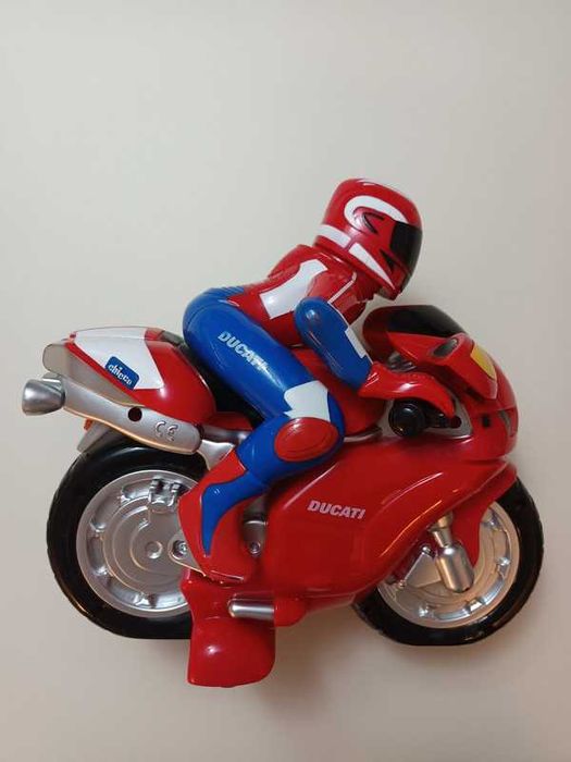 Moto telecomandada Ducati Chicco
