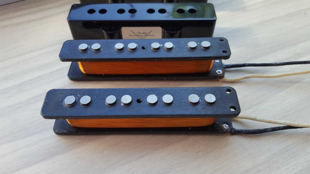 Fender custom shop 60's jazz bass pickups, USA.