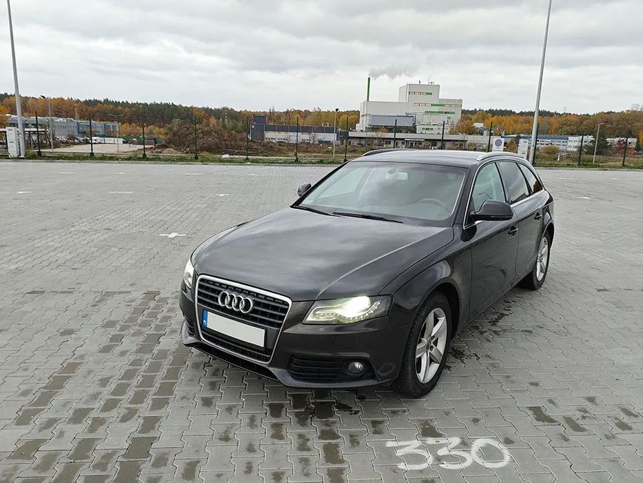 Audi A4 Avant Audi A4 B8 Avant 2.0TDI CAGA - super stan - 2009r.