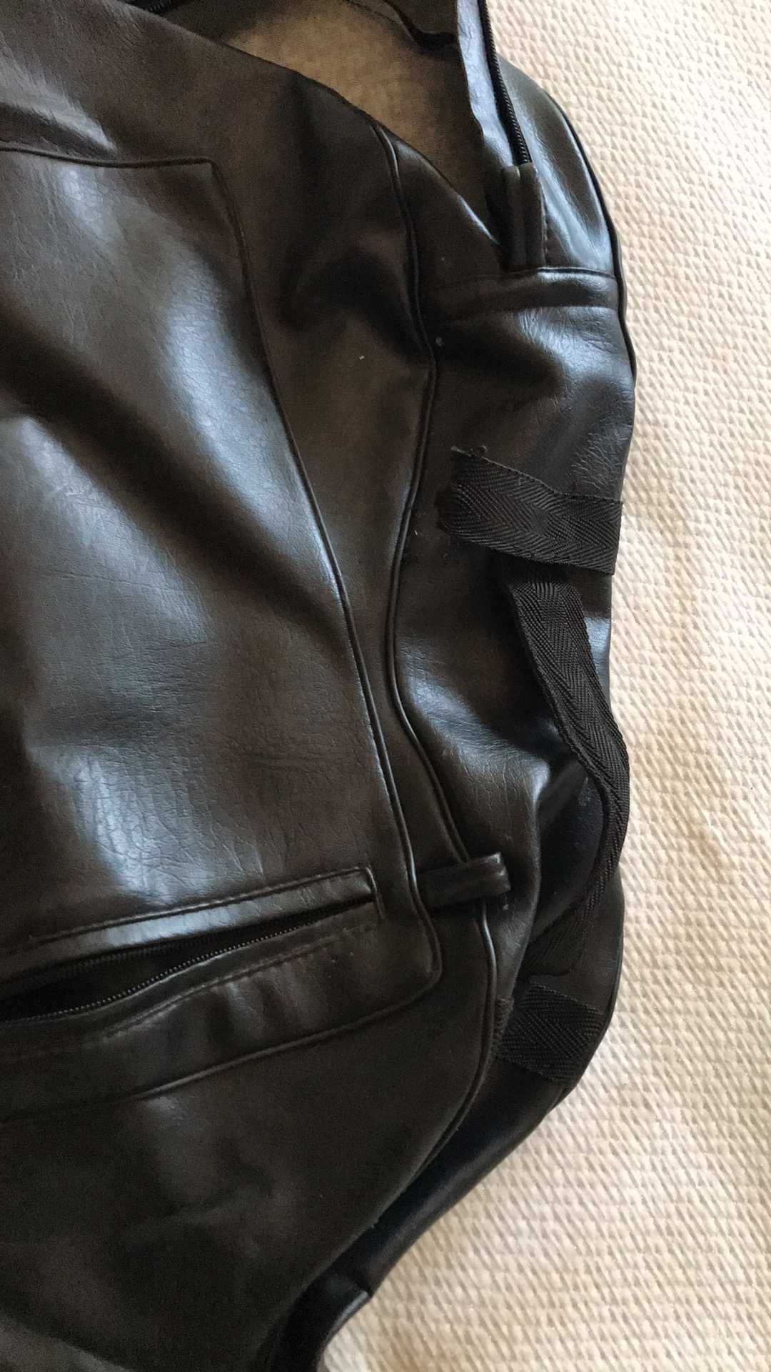 Estojo guitarra, conforme foto