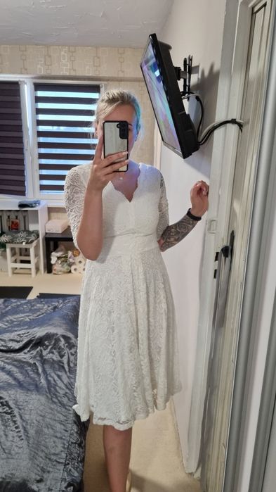 Suknia ślubna koronkowa