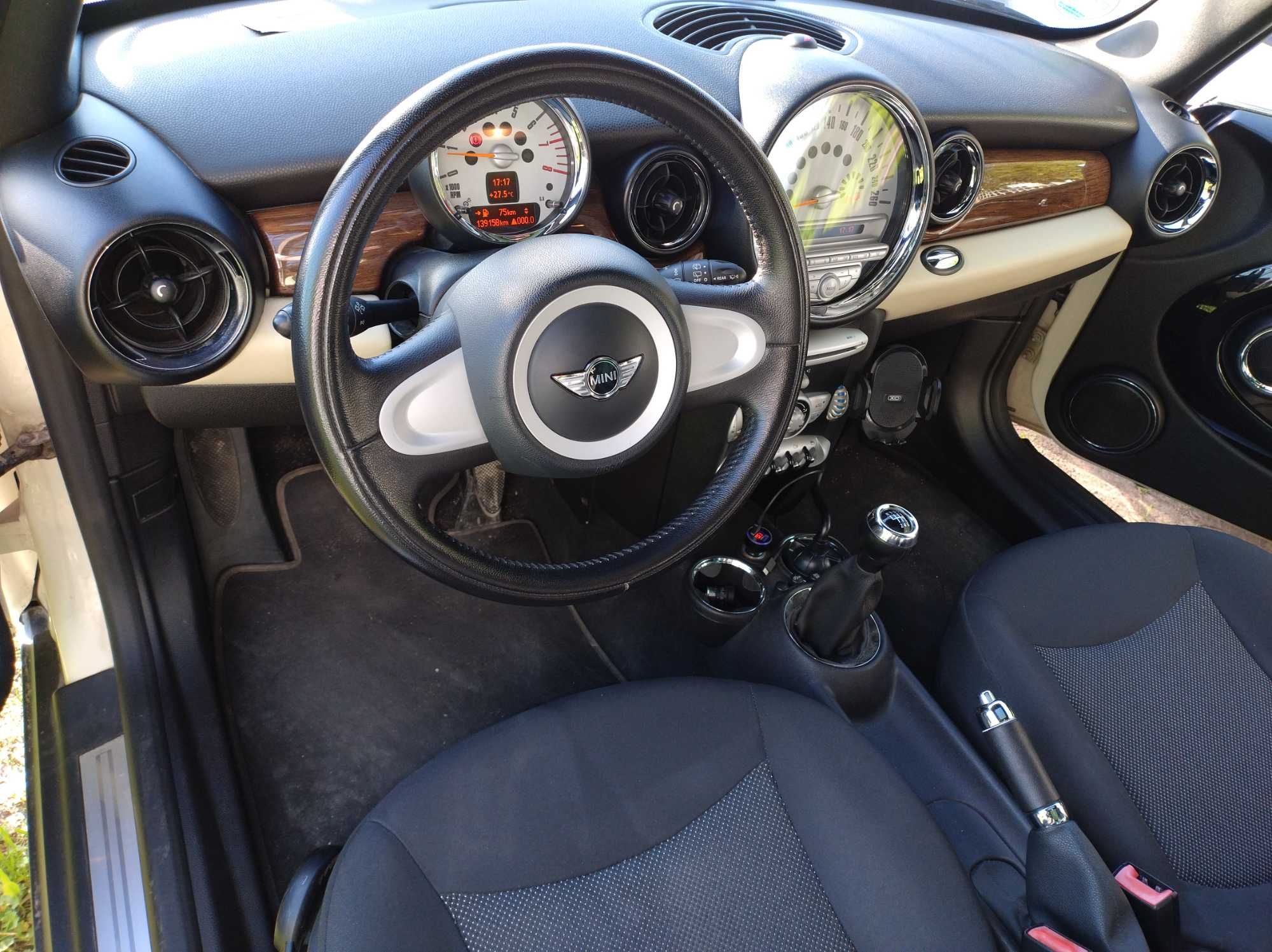 Mini R56 $ One Panorama full 1.4 95km JbL 2key 1wl PL 3kkm JCW 2kp kół