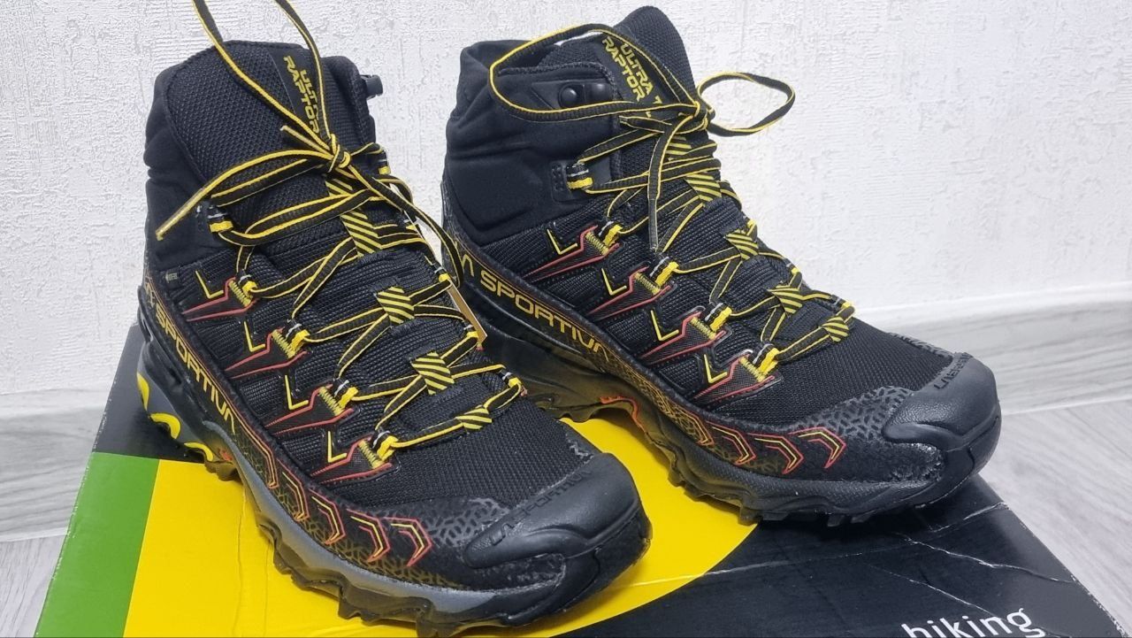 РАСПРОДАЖА!!! La Sportiva Ultra Raptor II Mid GTX (EU 38.5).