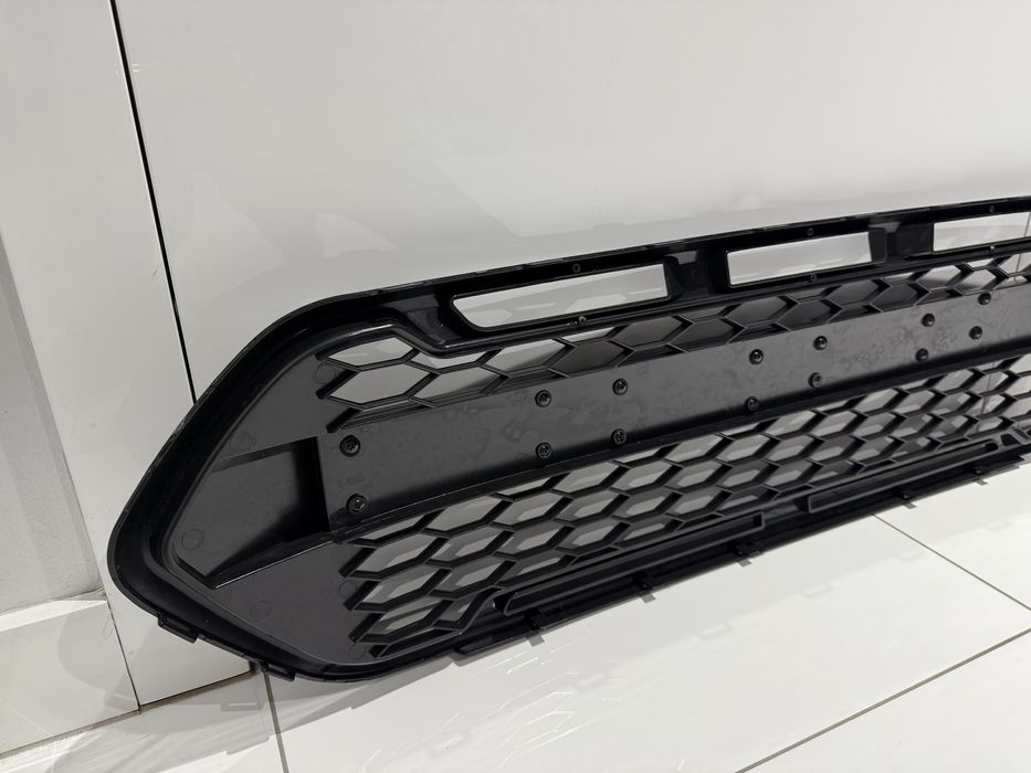 Grill przód Ford Transit Custom 18-21r atrapa
