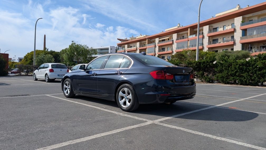 BMW 320i Efficient dynamics