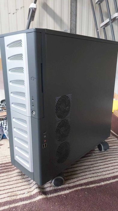 Obudowa komputerowa Chieftec Midi Tower Komputer ATX