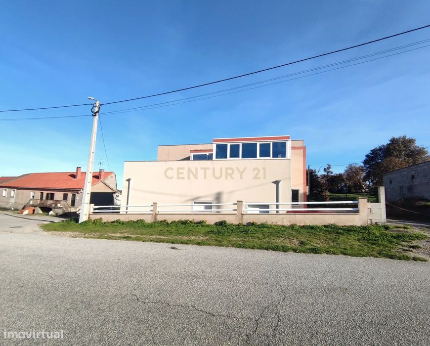 Moradia Smart Home de Linhas Modernas