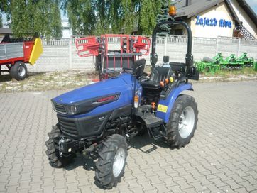 Ciągnik rolniczy Farmtrac 26km 4WD Kubota 26