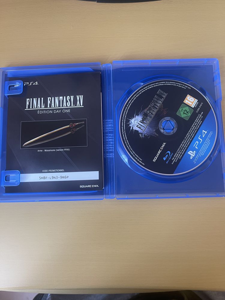 Final Fantasy XV  (PS4)