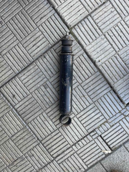 амортизатор на москвич 412,2140