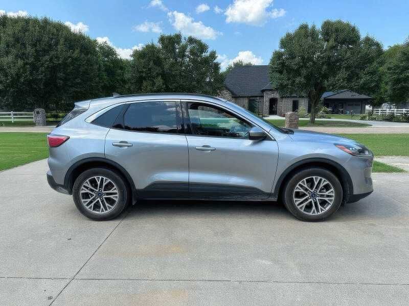 2021 Ford Escape Hybrid SEL