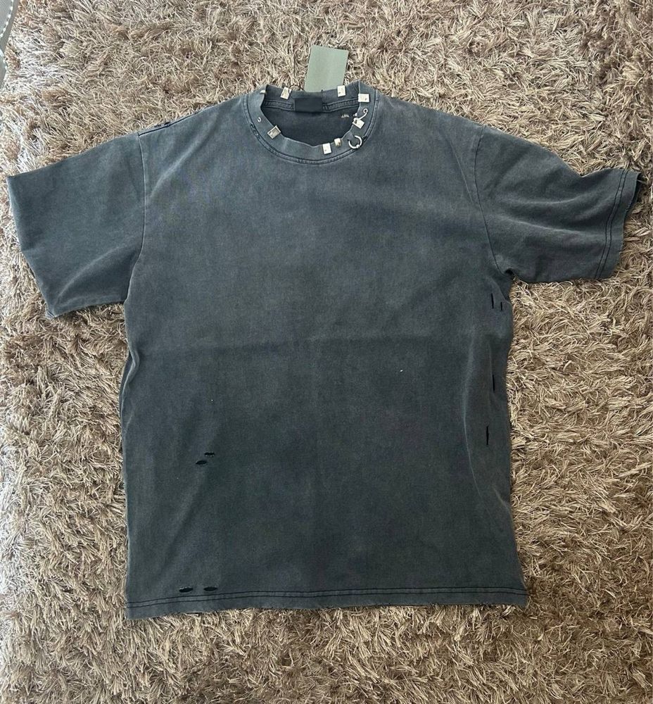 Футболка Balenciaga Pierced T‑Shirt Oversized in Black  FW 2024