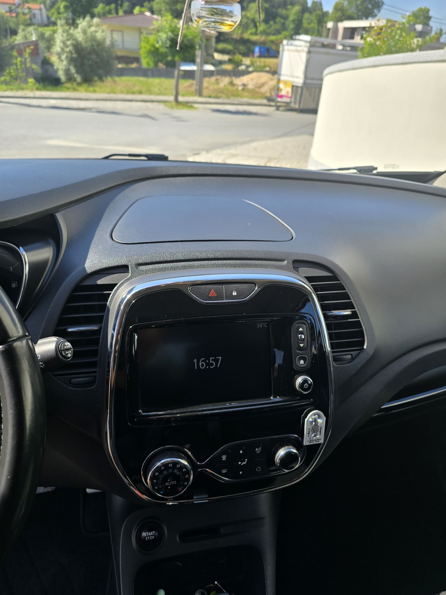 Renault captur cinza prata