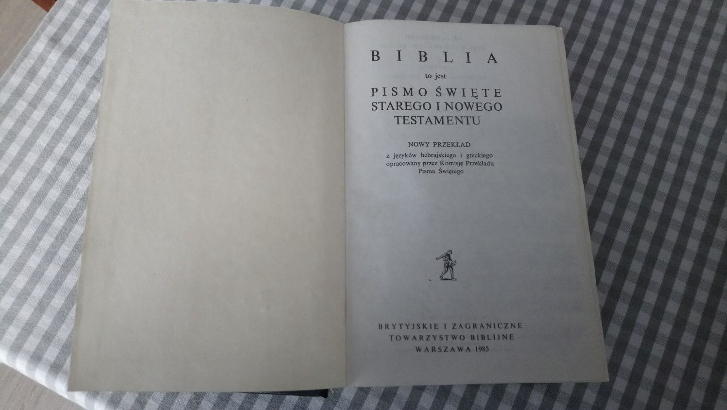 Biblia, stary i nowy testament, 1985 rok