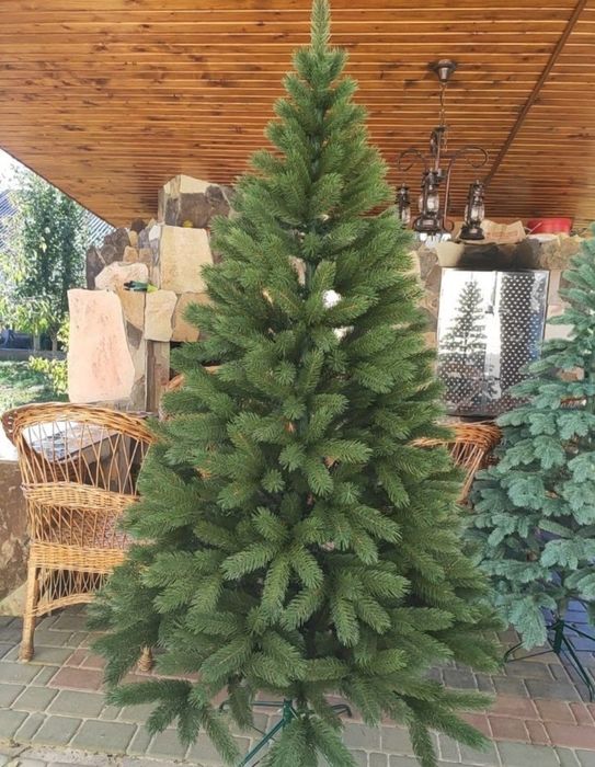 Новорічна ялинка штучна ялинка