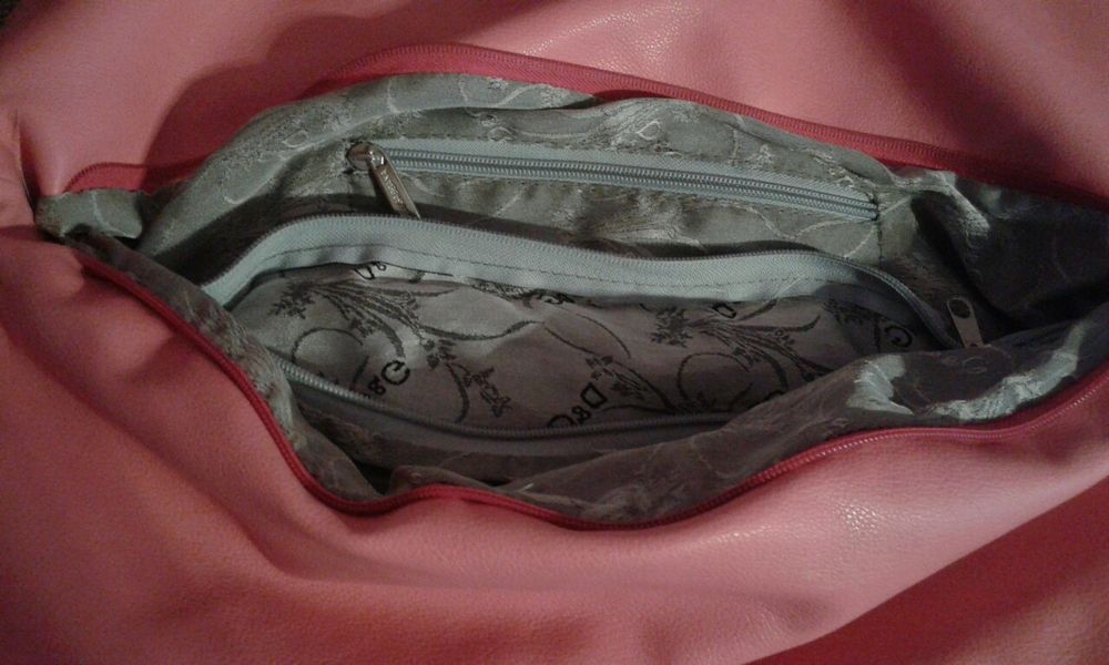 DOLCE & GABBANA.-Firmowa torebka damska.