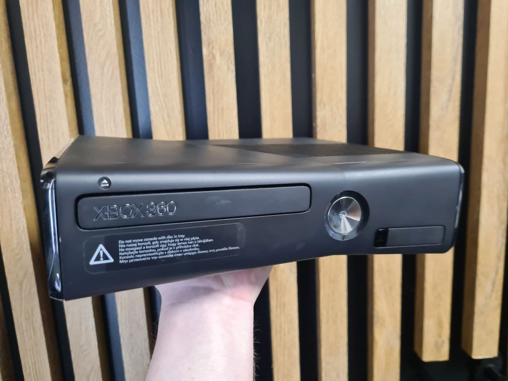Konsola Xbox 360 Kinect