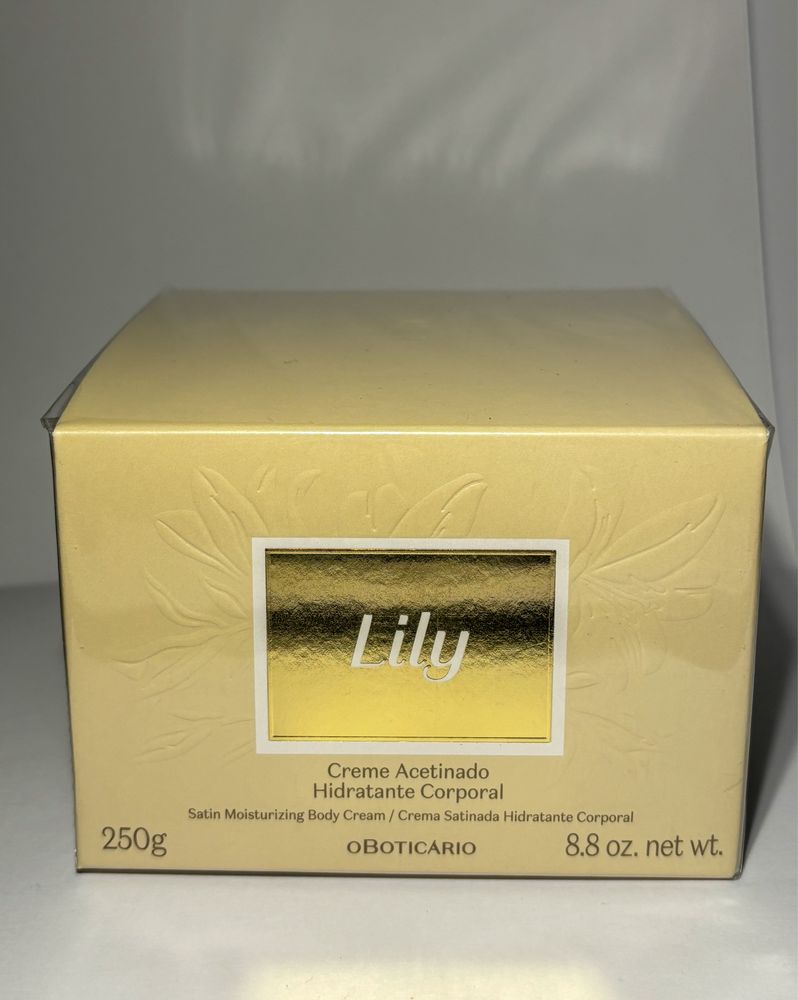 Creme Hidratante Acetinado Lily- 250g