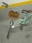 Bicicleta feminina clássica