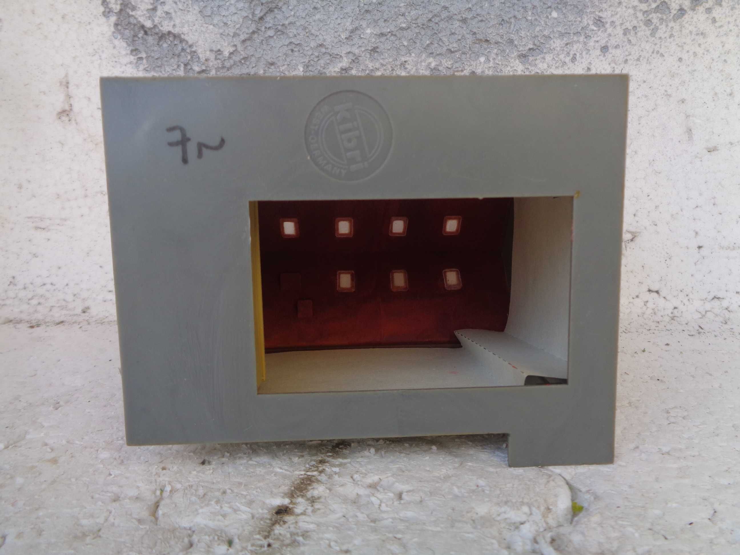 1:160 KIBRI Edificio de banco pista comboio