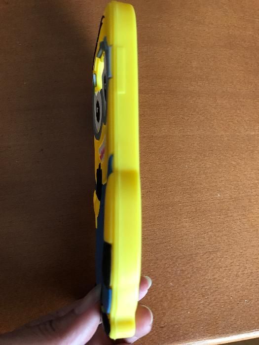 Capa em Silicone Minion+capa transparente dourada para Samsung J5 201