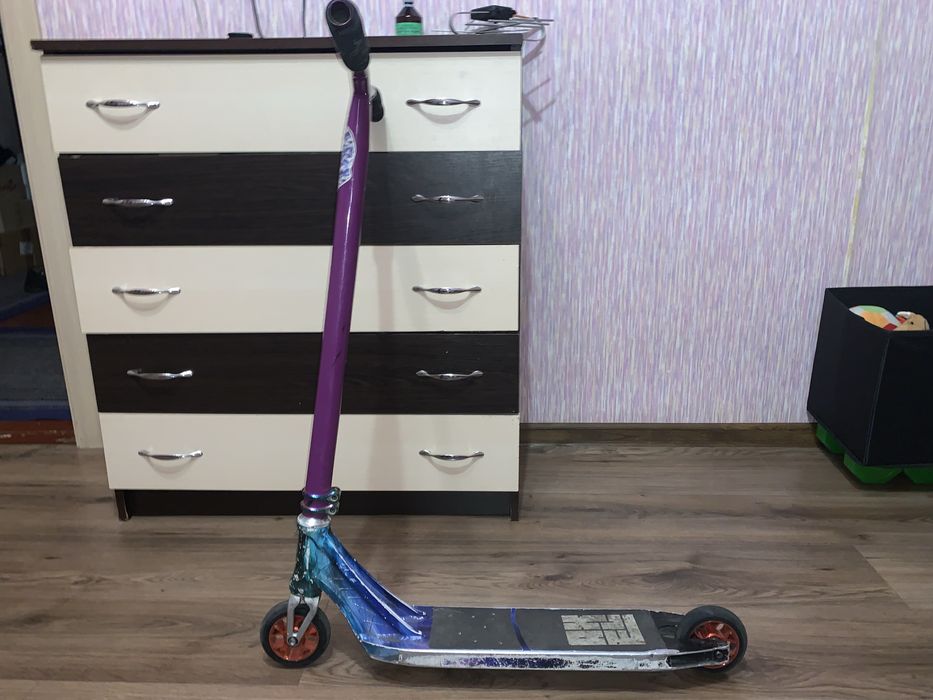 трюковий самокат