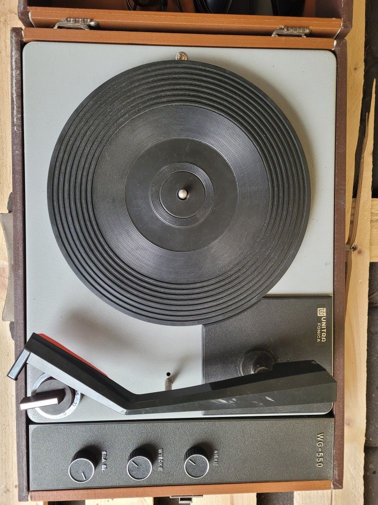 gramofon walizka unitra fonica wg-550