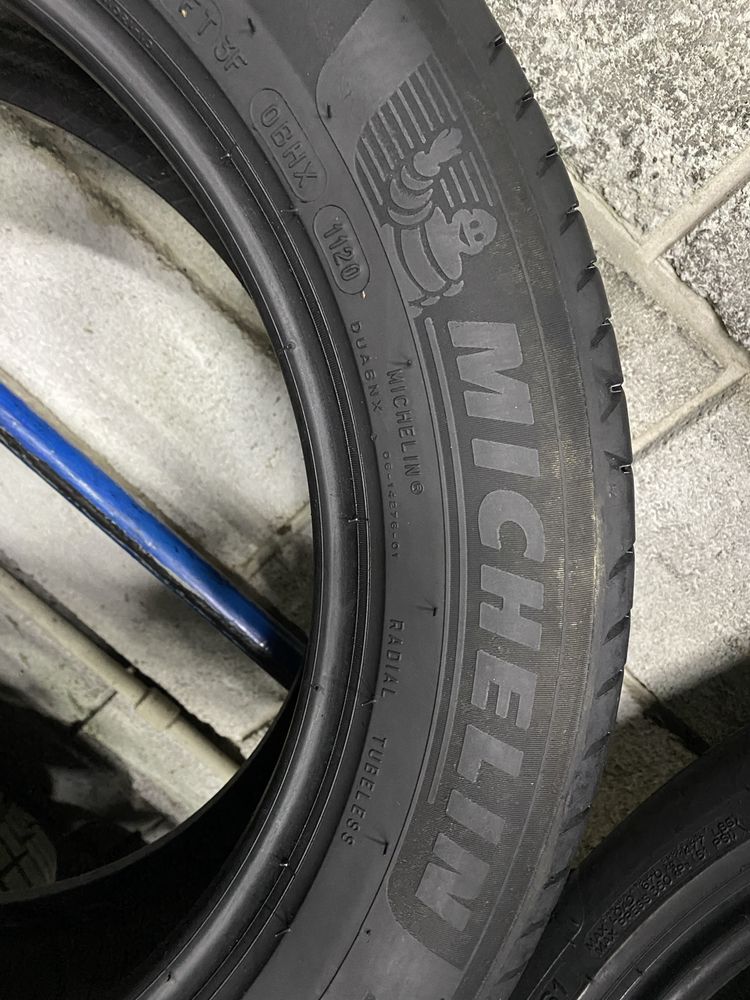 Літні шини 215/55 R17 (94V) MICHELIN