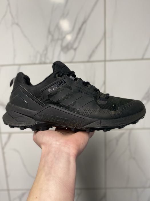 Кросівки чоловічі Adidas Terrex Swift R3 Gore-Tex 42,5