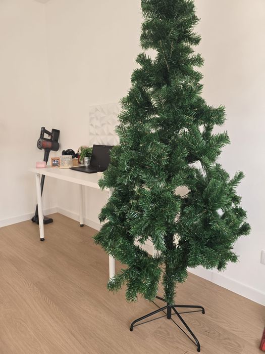 Árvore de Natal- nova com etiqueta