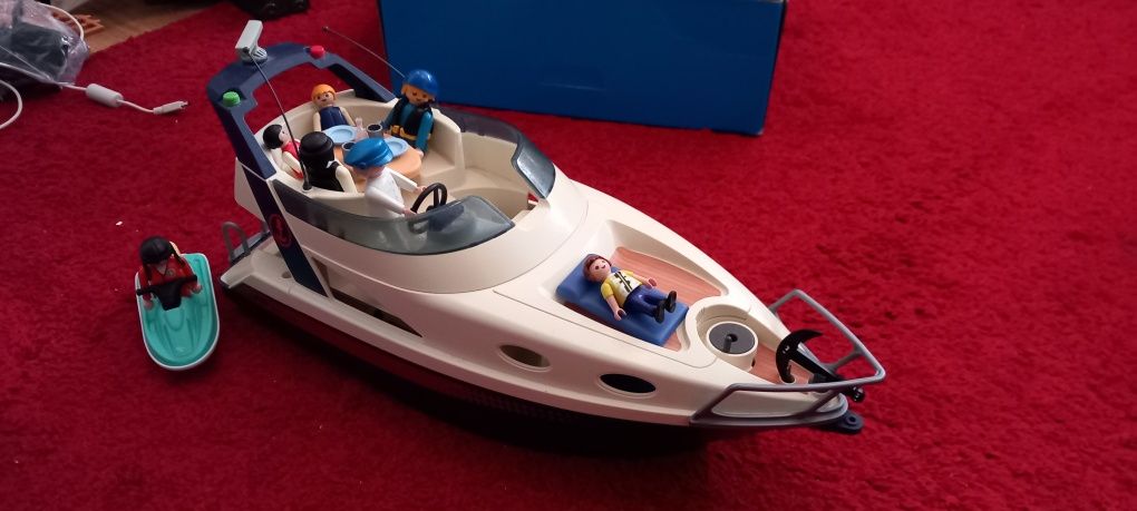 Barco playmobil e mota de agua