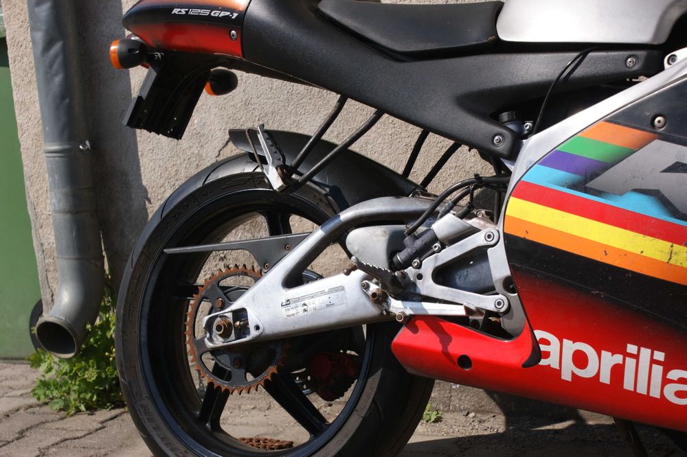 Wszystkie części Aprilia RS 125 Rotax 122 Rama Silnik Koła Moduł