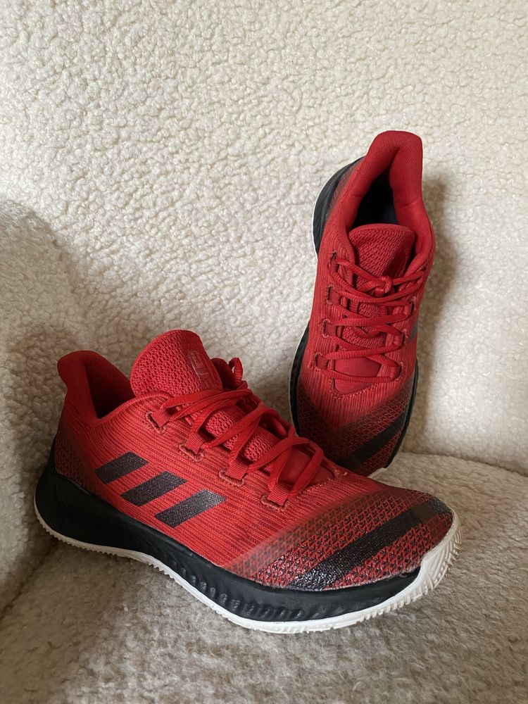 Кросівки Adidas 37,5 ромір ( 23,5 см устілка) 10/10 стан