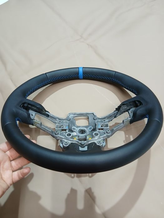 Продаю рулі на Форд Мустанг