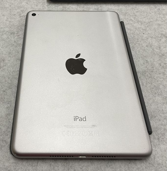 Mini ipad 4 (excelente estado)