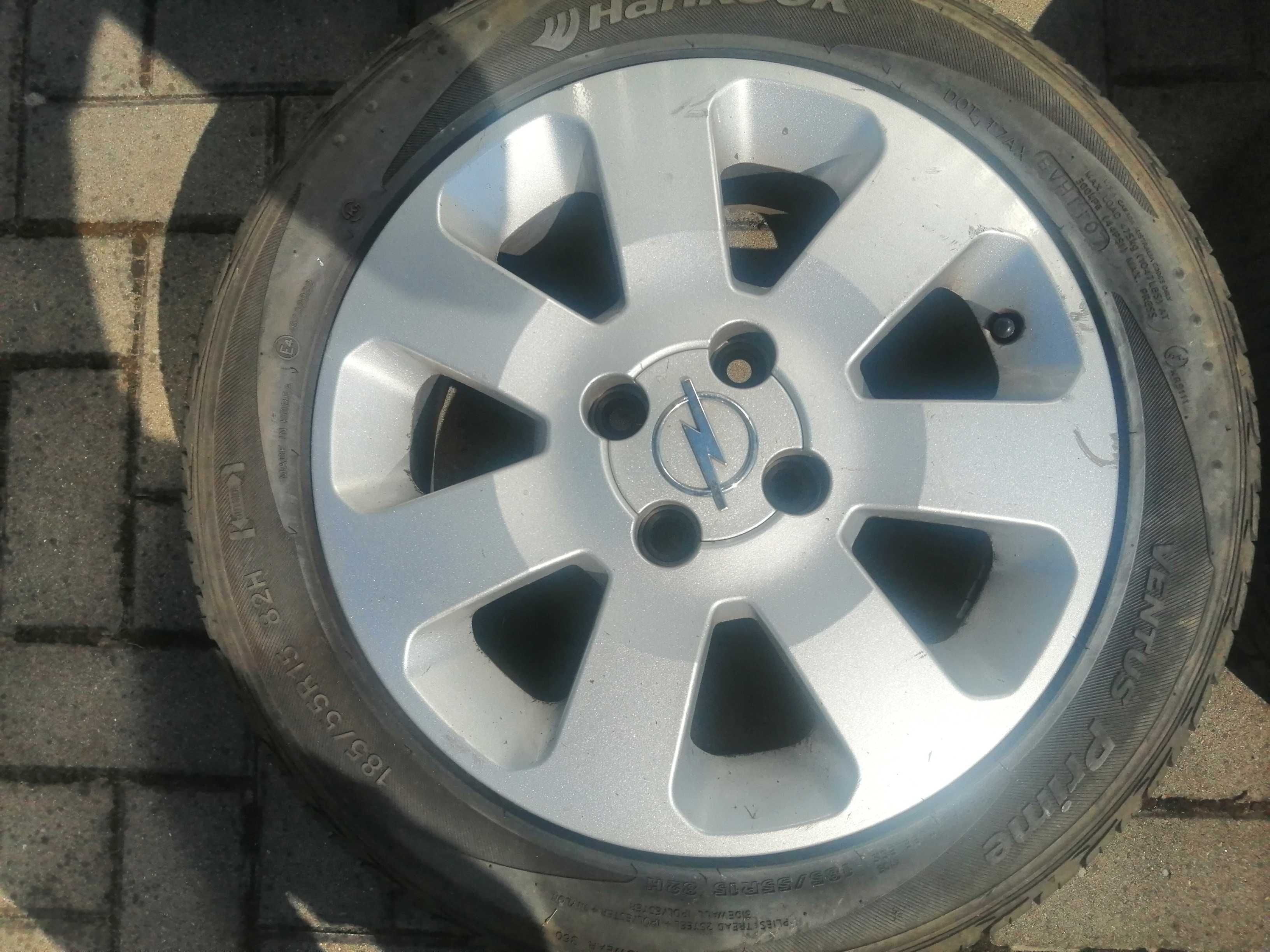 Oryginalne koła Opel 4x100 opony lato Hankook 185/55/15 bież.5mm